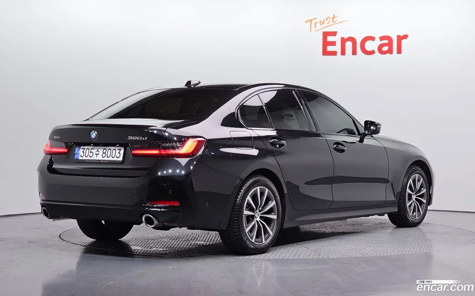 BMW 3 Series 320d xDrive 2023 — миниатюра 2