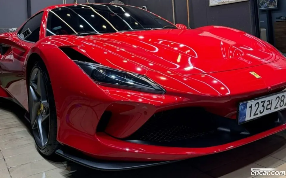 Ferrari F8 Spider 3.9 V8 2022 — миниатюра 3