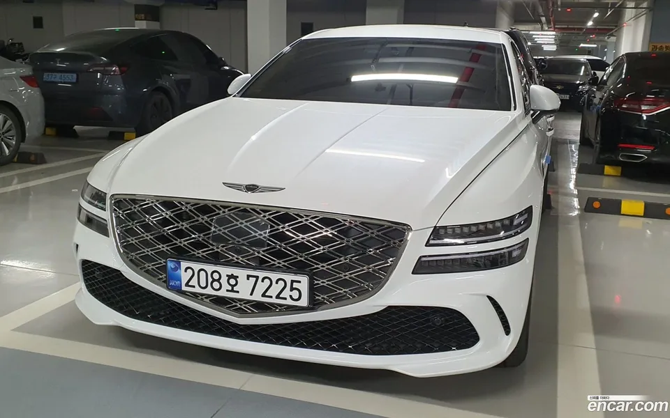 Genesis G80 2.5 AWD 2026 — фото 1, купить с доставкой в Москву