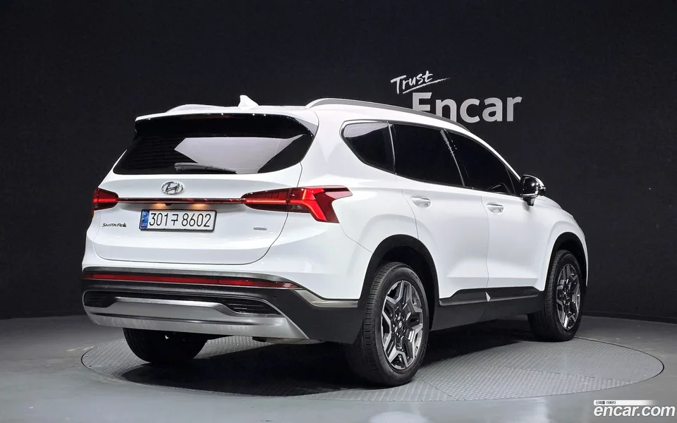 Hyundai Santa Fe HEV 1.6 4WD 2023 — миниатюра 2