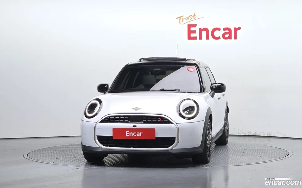 MINI Cooper S 5 2025 — миниатюра 3