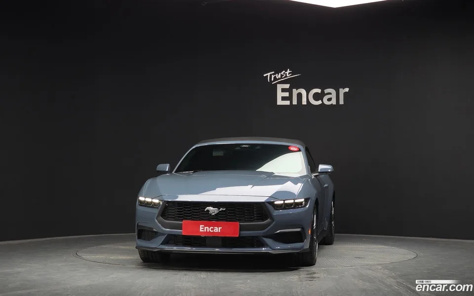 Ford Mustang 2.3 2023 — миниатюра 3