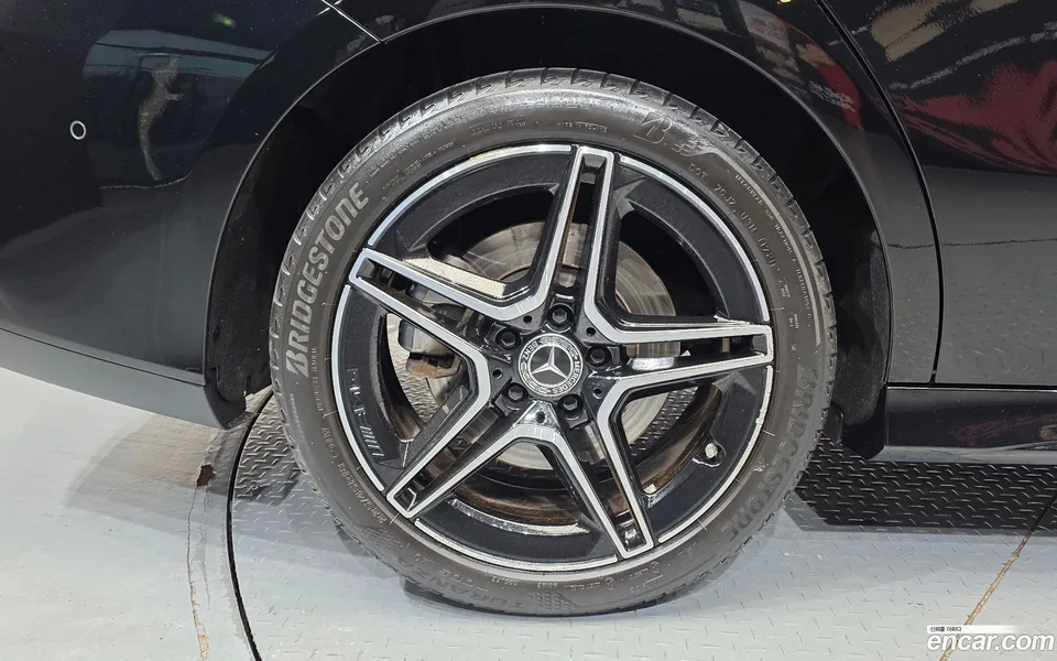 Mercedes-Benz CLA-Class CLA250 4MATIC 2022 — миниатюра 5