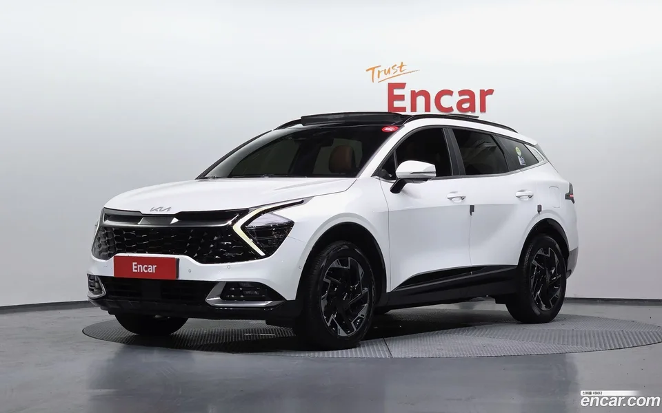 Kia Sportage 2.0 2WD 2022 — фото 1, купить с доставкой в Москву