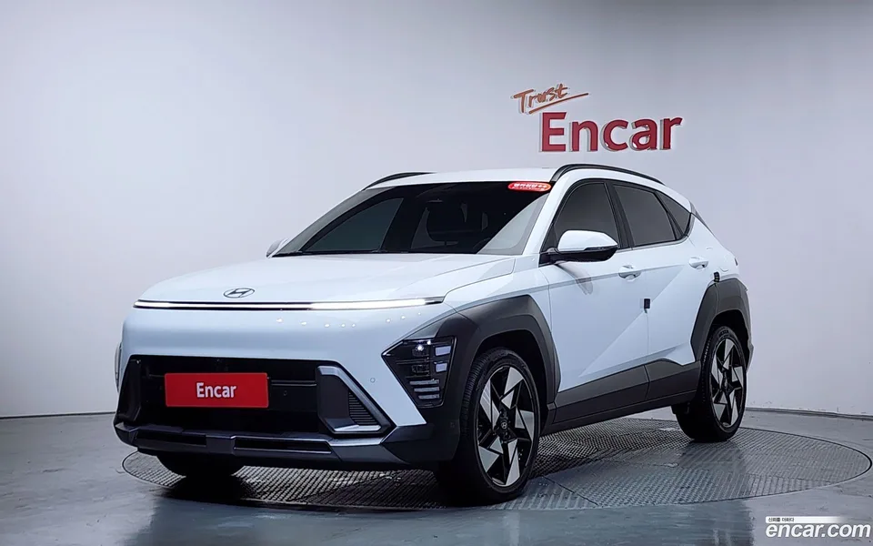 Hyundai Kona 1.6 2WD 2023 — фото 1, купить с доставкой в Москву