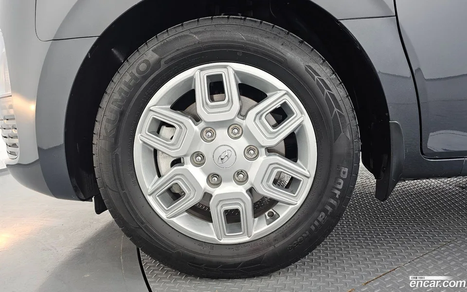 Hyundai Staria 5 2022 — миниатюра 5