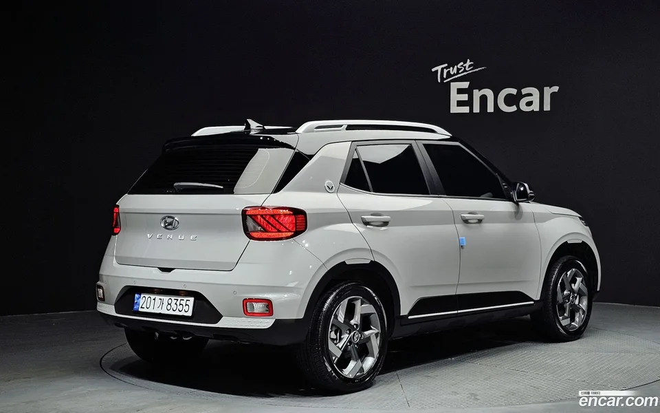 Hyundai Venue 1.6 2024 — миниатюра 2