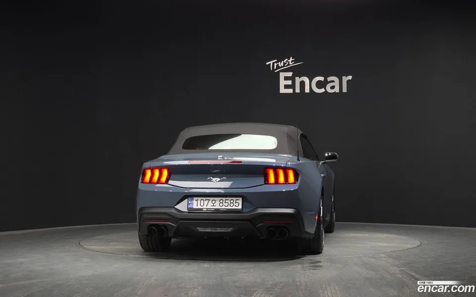 Ford Mustang 2.3 2023 — миниатюра 4