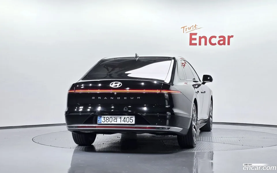 Hyundai Grandeur Hybrid 2023 — миниатюра 4
