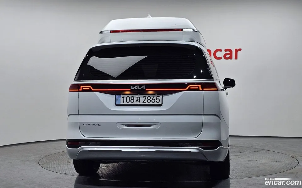 Kia Carnival 7 2023 — миниатюра 4