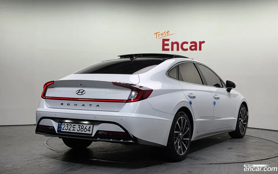 Hyundai Sonata 2.0 LPG 2023 — миниатюра 2