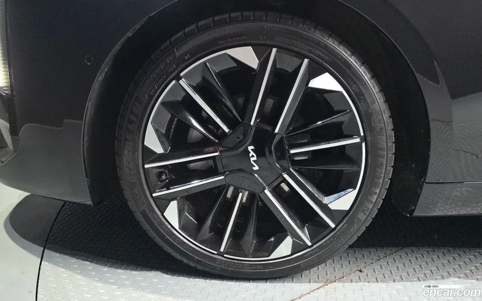 Kia K8 Hybrid 2024 — миниатюра 5
