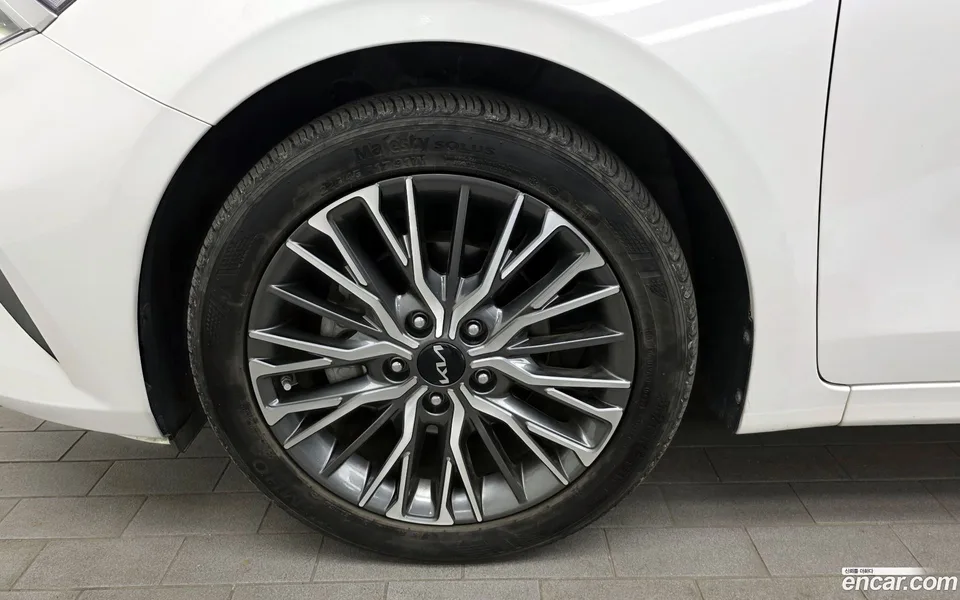 Kia K3 1.6 2022 — миниатюра 5