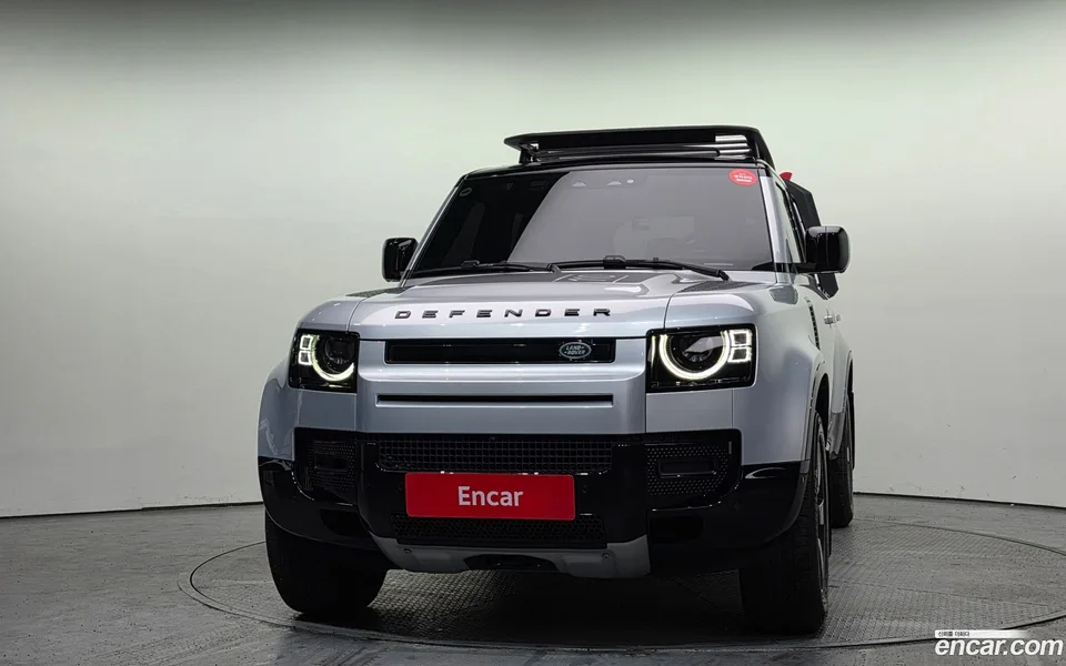 Land Rover Defender 110 P300 X- SE 2024 — миниатюра 3