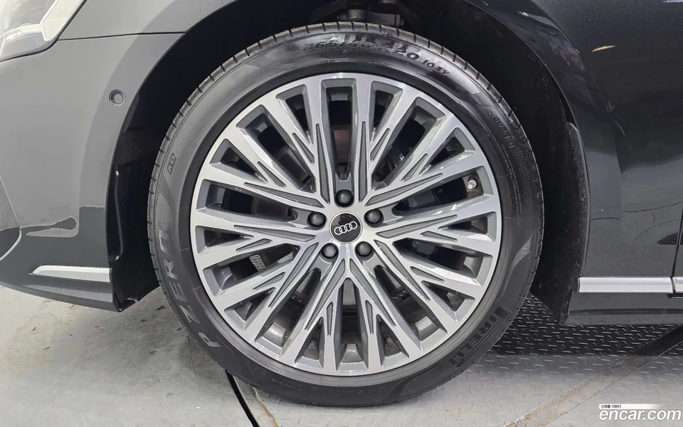Audi A8 55 TFSI LWB 2022 — миниатюра 5