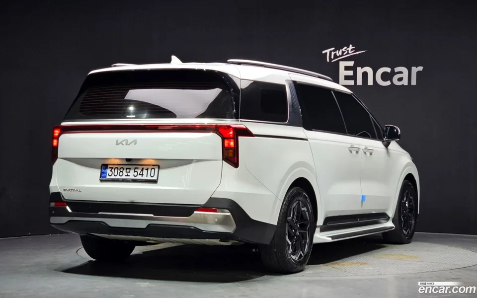 Kia Carnival 9 2024 — миниатюра 2