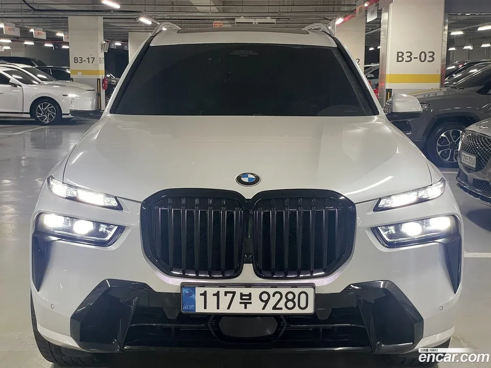 BMW X7 xDrive 40i M 6 2025 — миниатюра 2