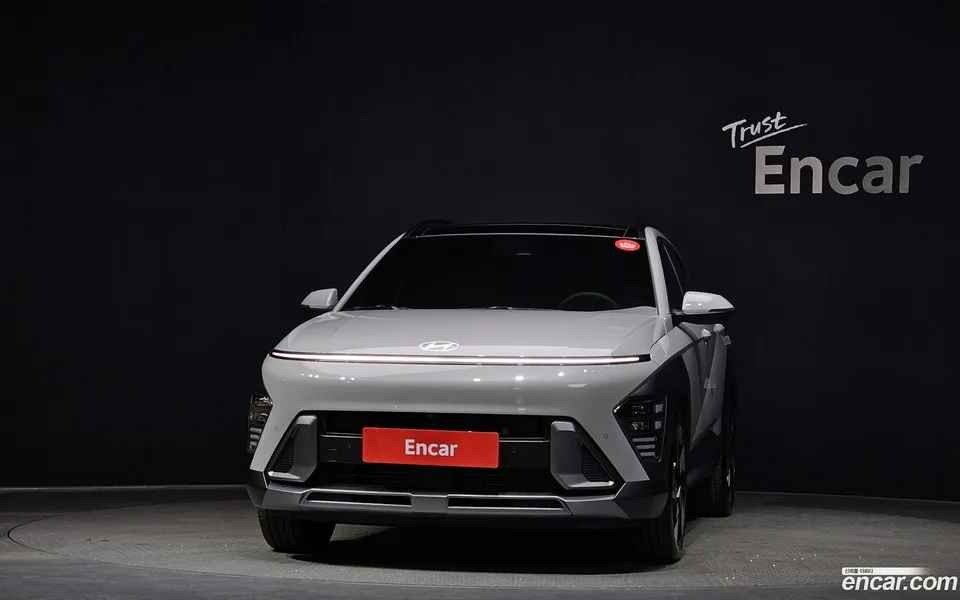 Hyundai Kona 1.6 2WD 2023 — миниатюра 3