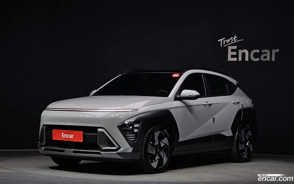 Hyundai Kona 1.6 2WD 2023 — фото 1, купить с доставкой в Москву