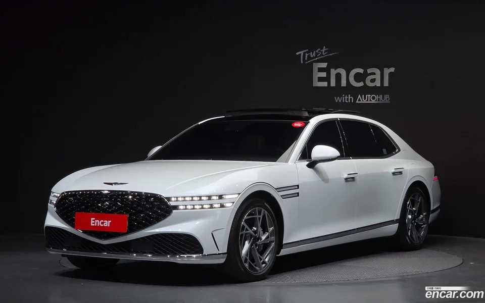 Genesis G90 (RS4) 3.5 AWD 2025 — фото 1, купить с доставкой в Москву