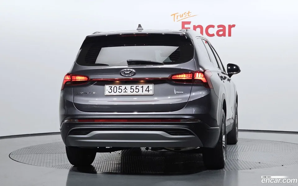 Hyundai SantaFe 2.2 4WD 2023 — миниатюра 4