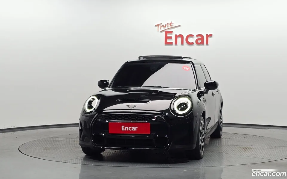 MINI Cooper S 5 2024 — миниатюра 3