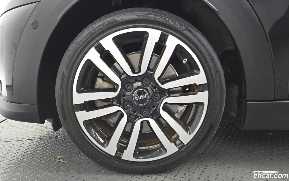 MINI Cooper S 5 2024 — миниатюра 5