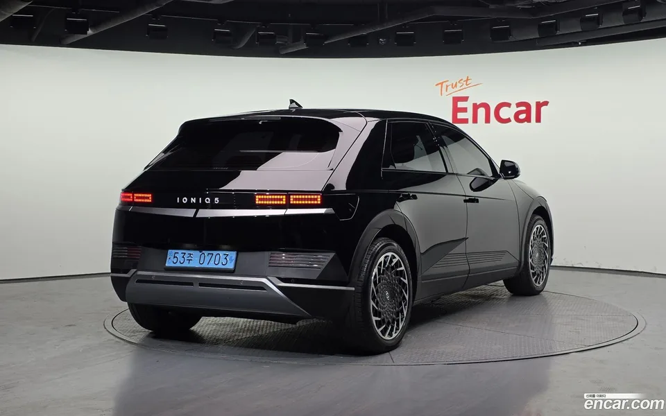 Hyundai Ioniq 5 AWD 2023 — миниатюра 2