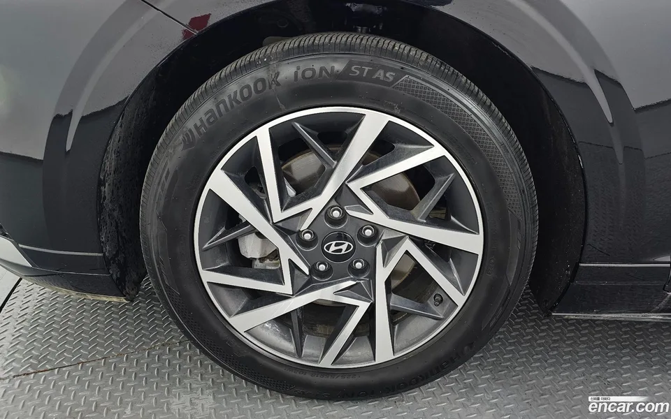 Hyundai Grandeur 2.5 2WD 2023 — миниатюра 5