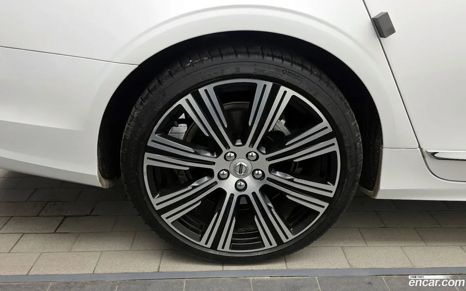 Volvo S90 B6 AWD 2022 — миниатюра 5