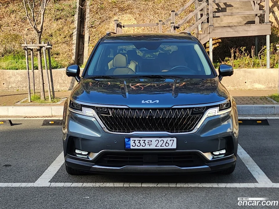 Kia Carnival 9 2023 — миниатюра 2