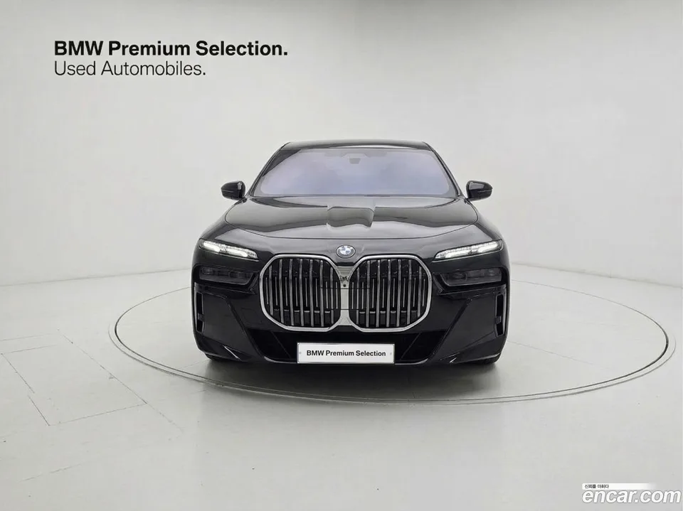 BMW 7 Series 740d xDrive M 2025 — миниатюра 3