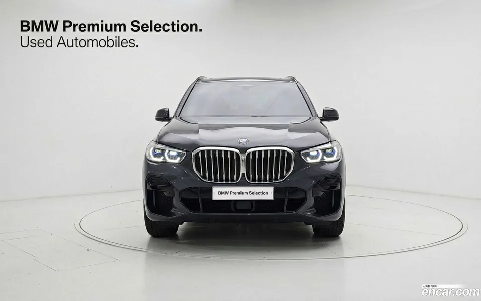 BMW X5 xDrive 40i M 2022 — миниатюра 3