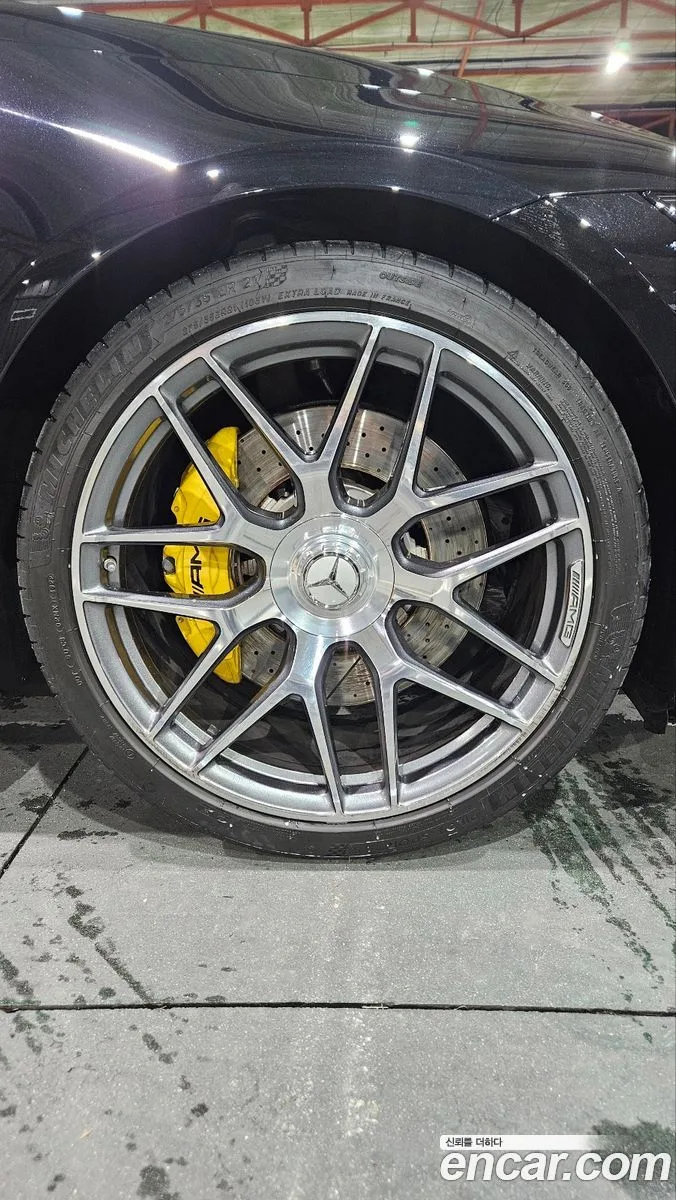 Mercedes-Benz AMG GT 4 43 4MATIC+ 2023 — миниатюра 5