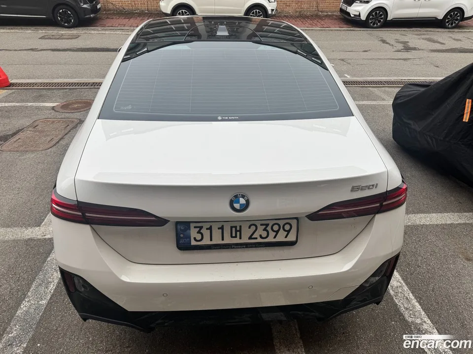 BMW 5 Series 520i M 2024 — миниатюра 5