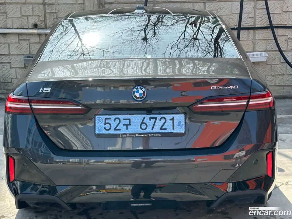 BMW i5 eDrive 40 M 2026 — миниатюра 2