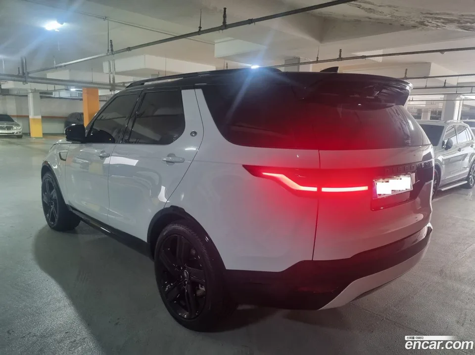 Land Rover Discovery D350 HSE 2025 — миниатюра 2