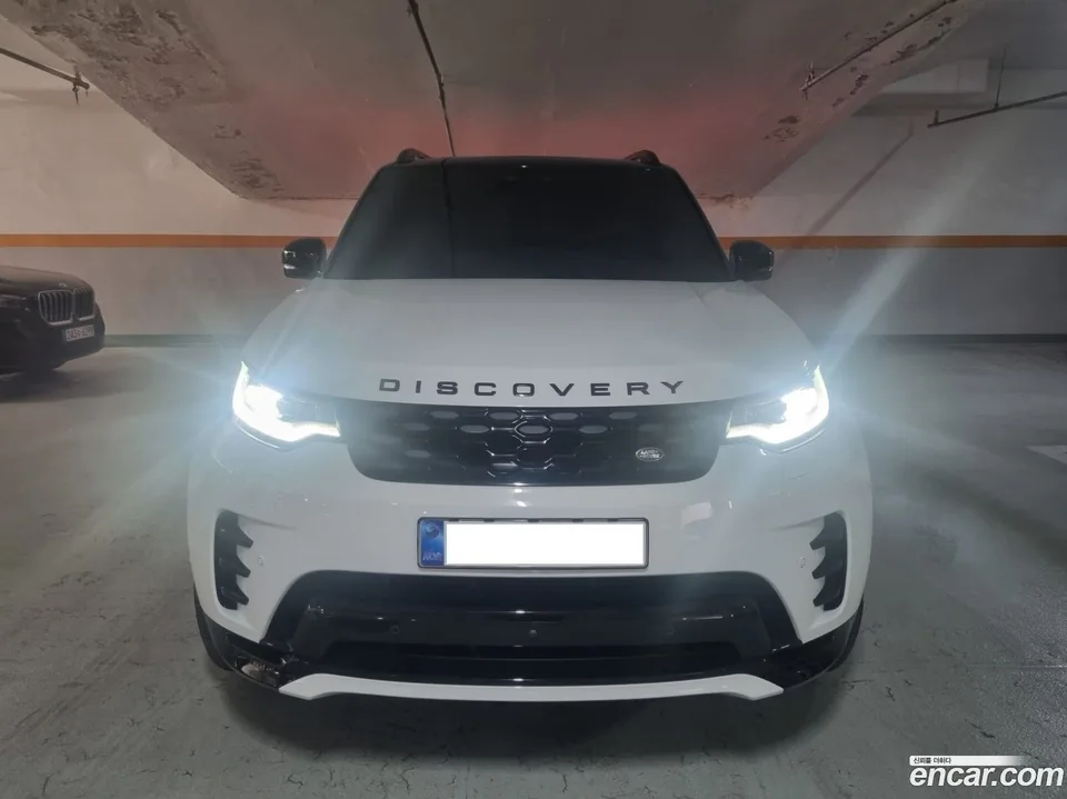 Land Rover Discovery D350 HSE 2025 — миниатюра 3