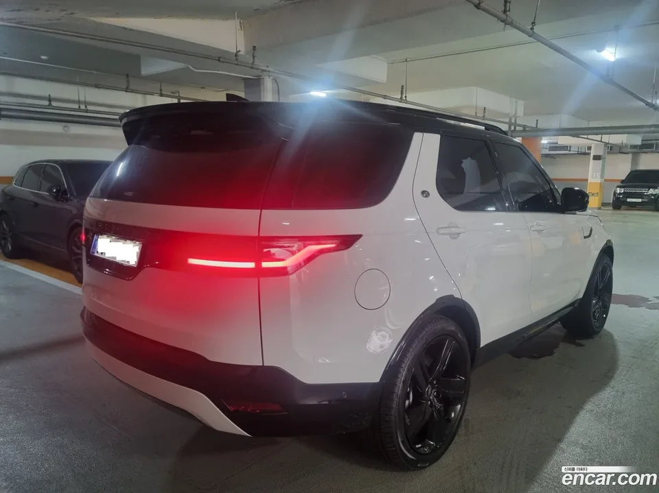 Land Rover Discovery D350 HSE 2025 — миниатюра 5