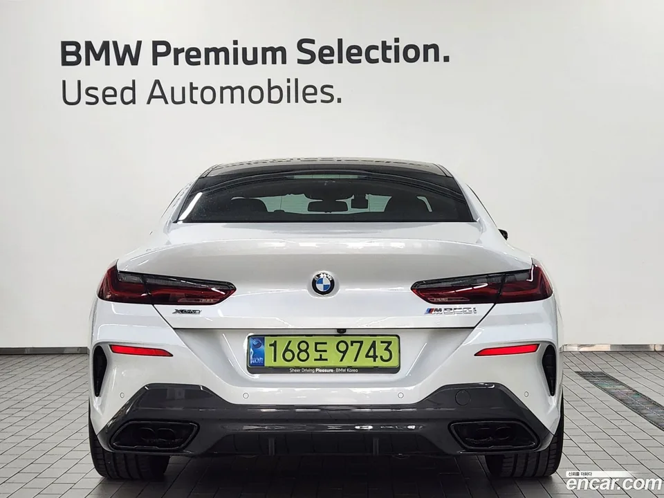 BMW 8 Series M850i xDrive 2025 — миниатюра 4