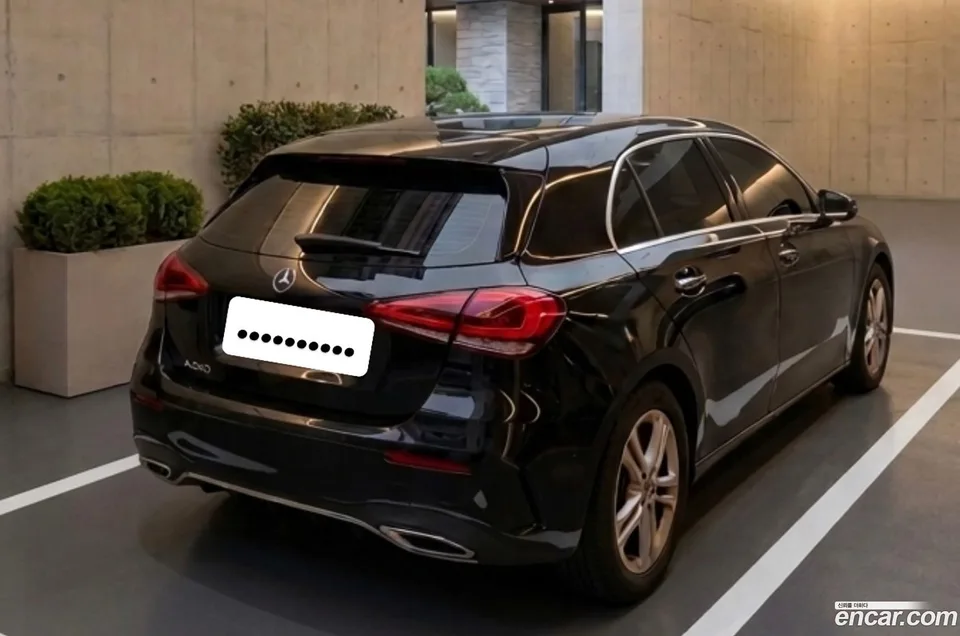 Mercedes-Benz A-Class A220 2024 — миниатюра 2
