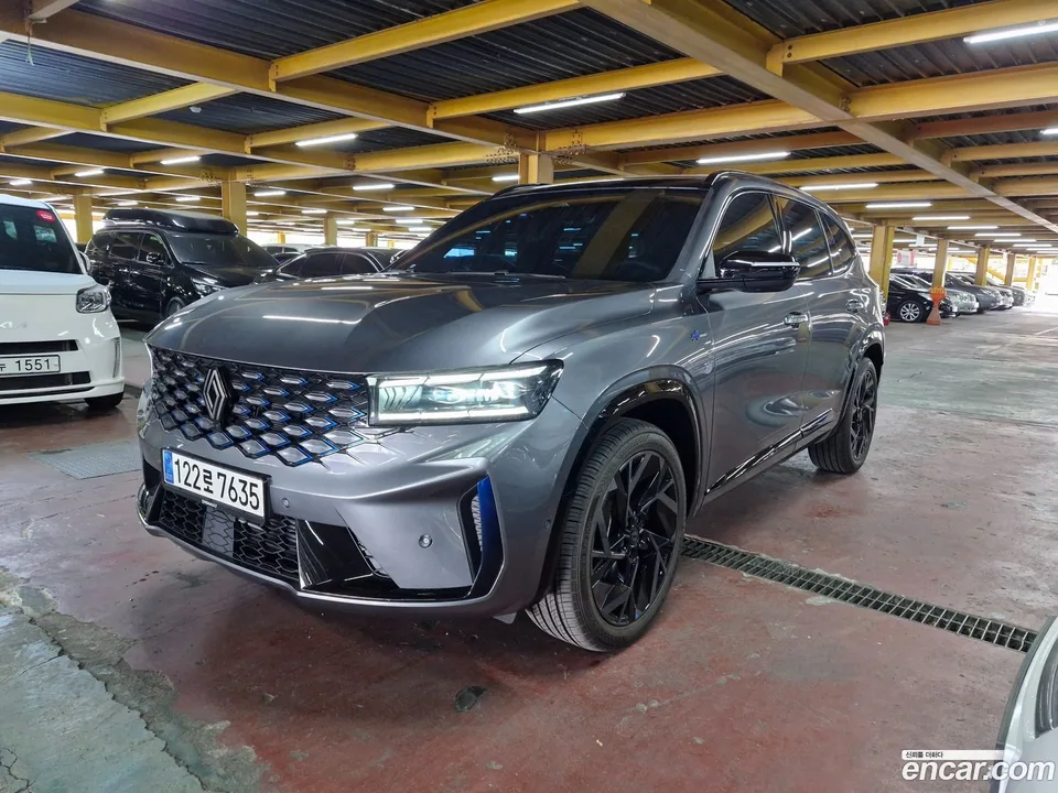 Renault Samsung Grand Koleos 2.0 4WD 2025 — фото 1, купить с доставкой в Москву
