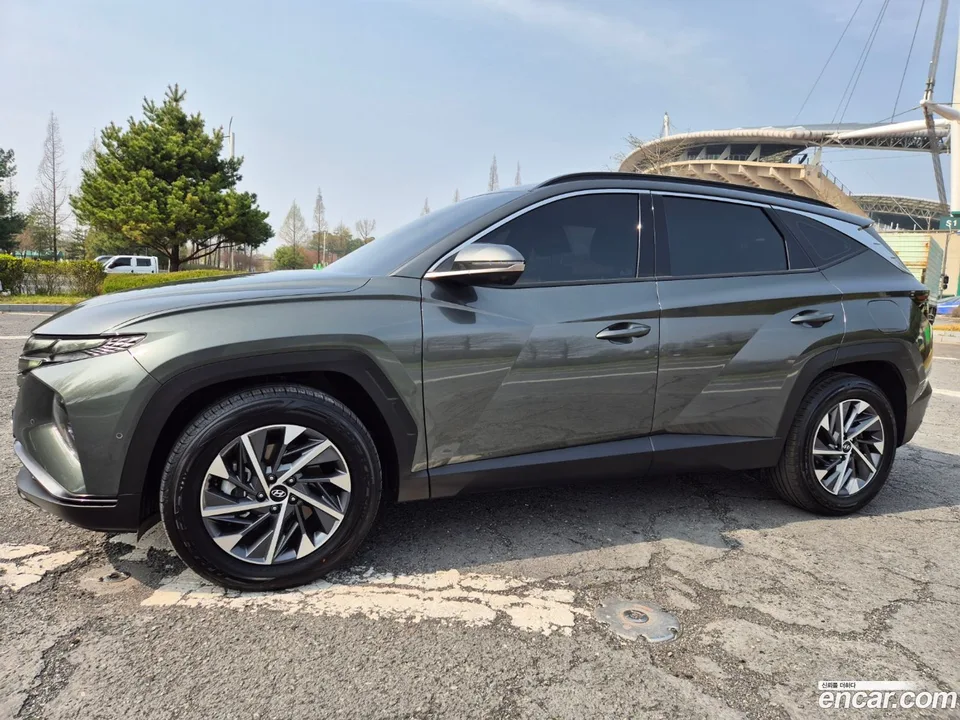 Hyundai Tucson Hybrid 2WD 2022 — миниатюра 2