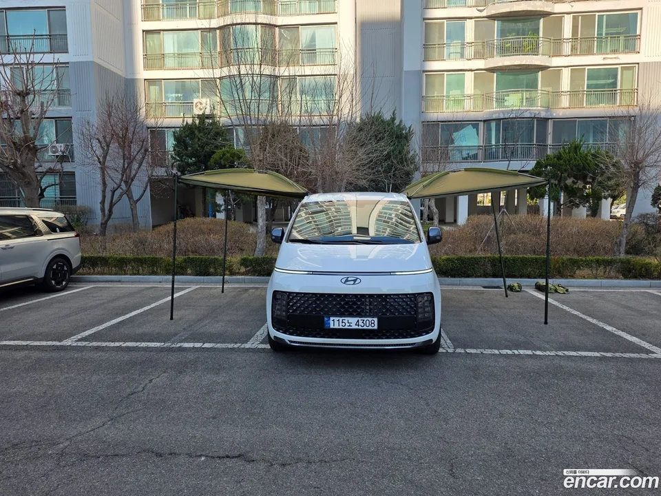 Hyundai Staria HEV 1.6 7 2025 — фото 1, купить с доставкой в Москву