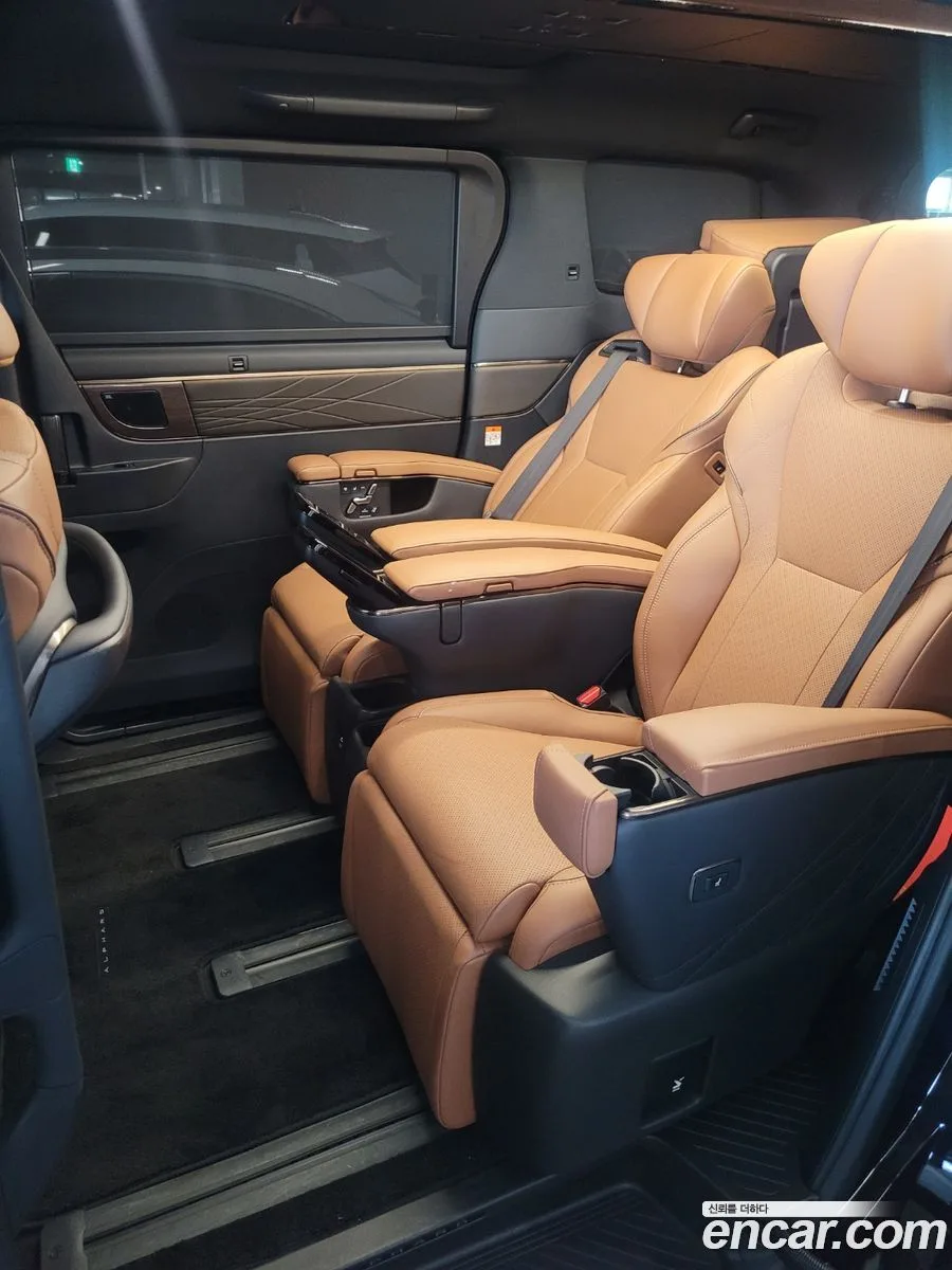Toyota Alphard 2.5 HEV AWD 2025 — миниатюра 3