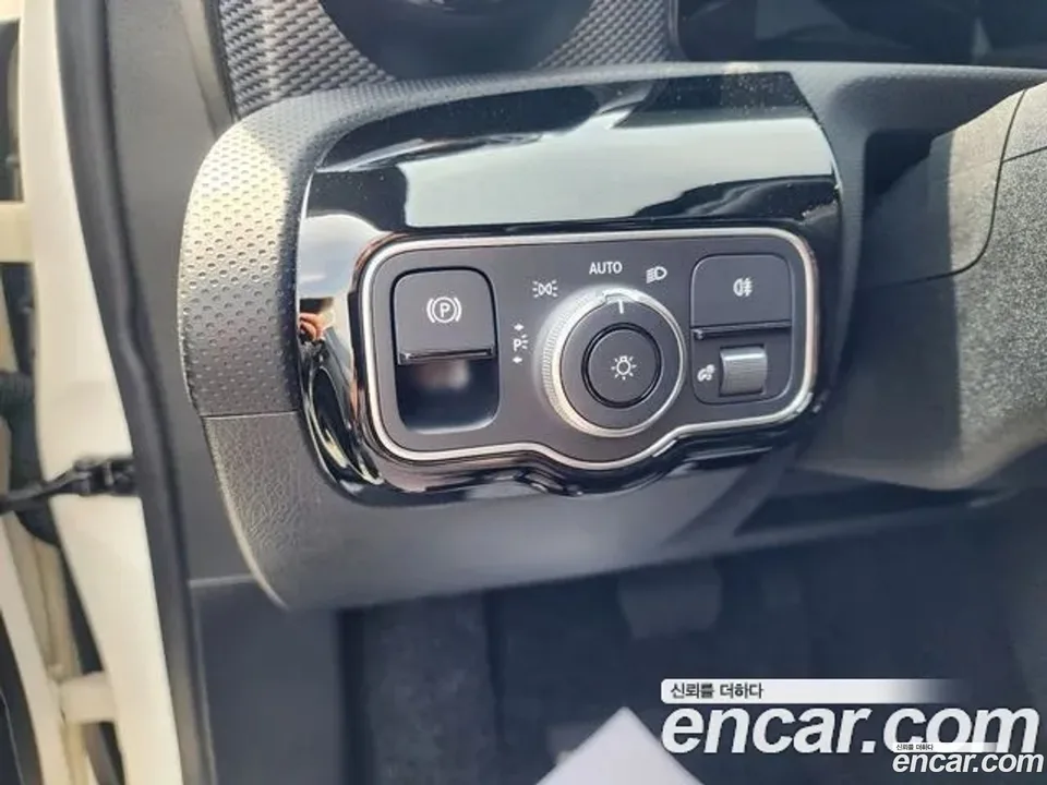 Mercedes-Benz A-Class A220 2022 — миниатюра 2