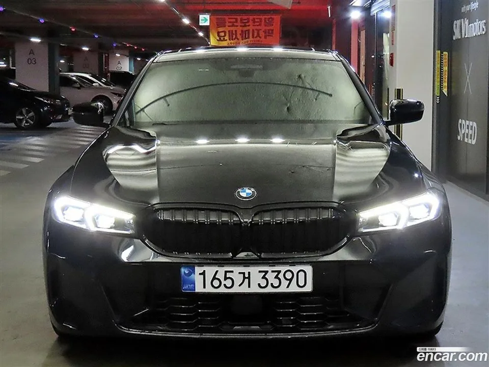 BMW 3 Series 320i M 2023 — миниатюра 2