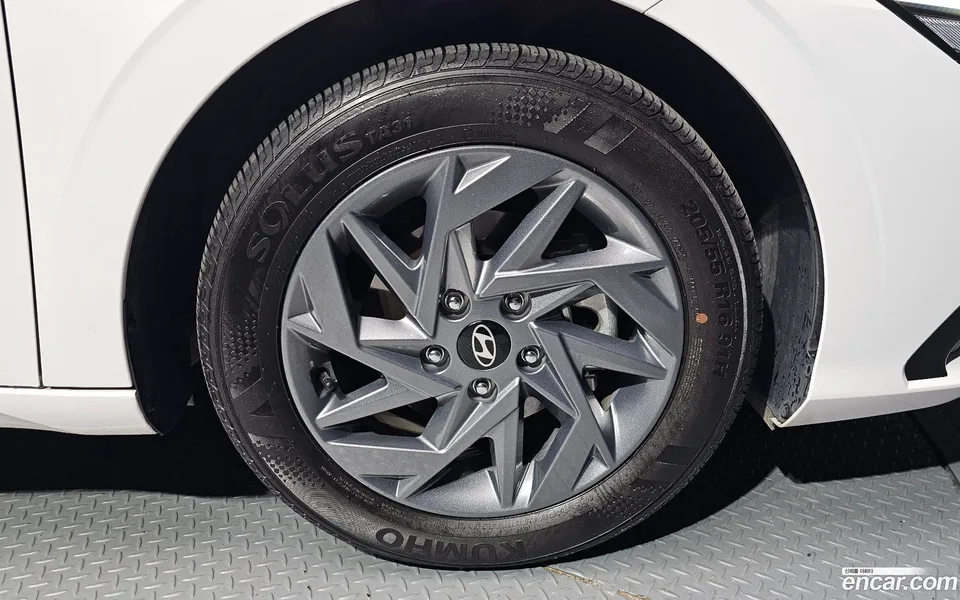 Hyundai Avante CN7 1.6 2023 — миниатюра 5