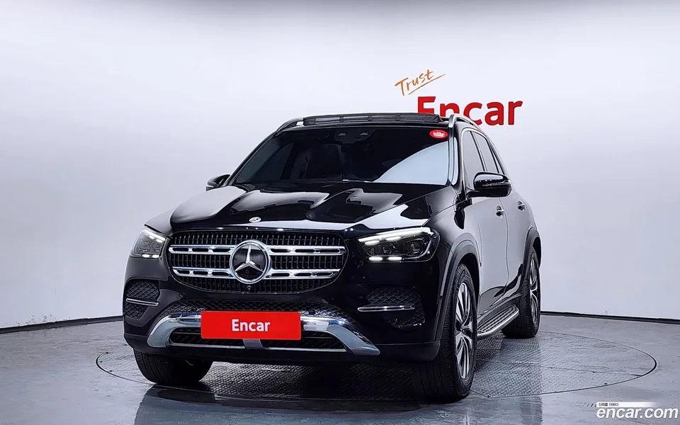 Mercedes-Benz GLE-Class GLE300d 4MATIC 2024 — миниатюра 3