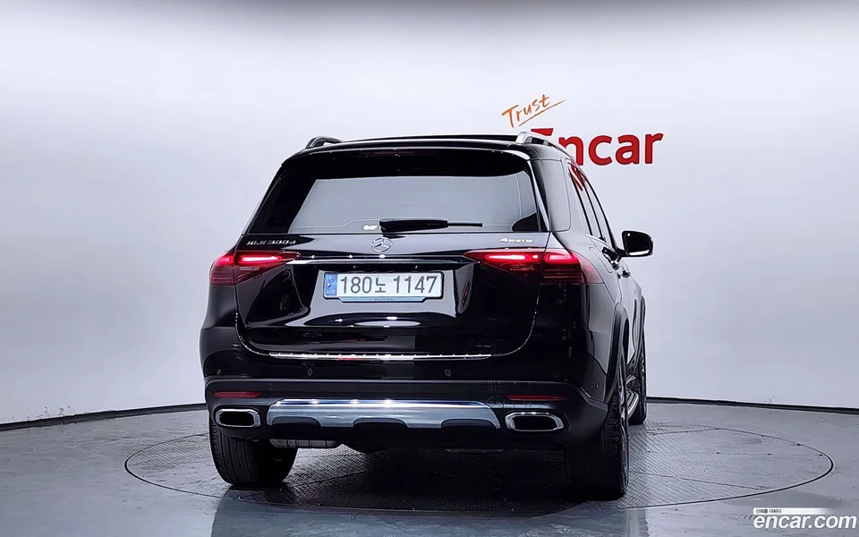 Mercedes-Benz GLE-Class GLE300d 4MATIC 2024 — миниатюра 4
